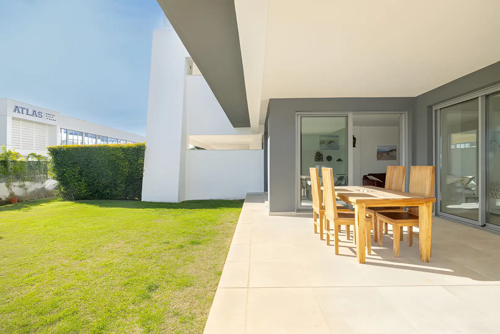 Terrassa de Apartament en venda en Estepona amb Aire condicionat, Jardí privat i Terrassa