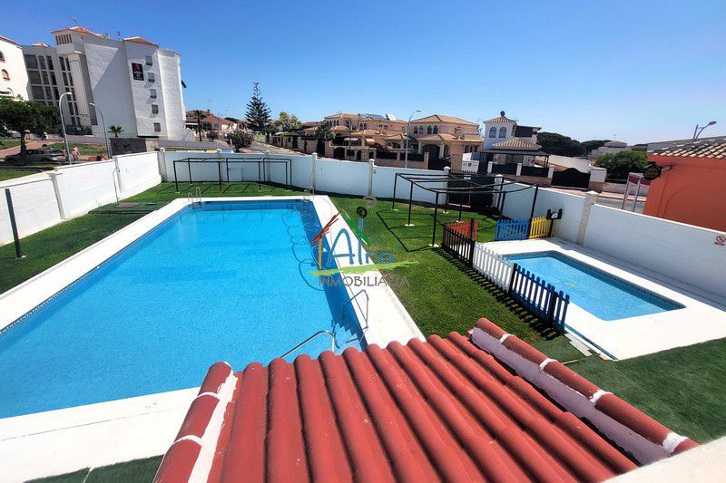 Piscina de Pis en venda en Almonte amb Terrassa i Piscina comunitària