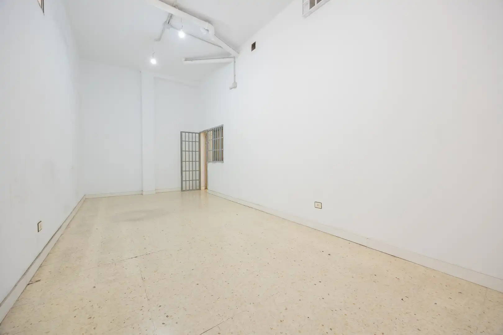 Local comercial en venda a Calle Montevideo 7, imagen 9