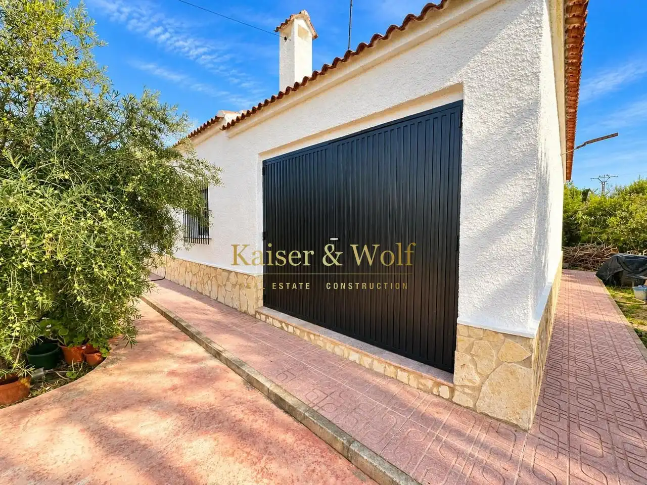 Vista exterior de Casa o chalet en venta en Elche / Elx con Aire acondicionado, Jardín privado y Piscina