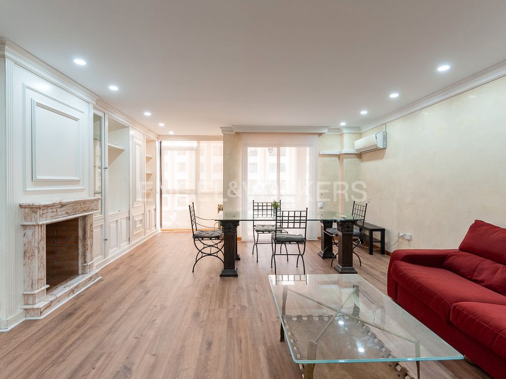 Living room of Apartment to rent in  Valencia Capital  with Air Conditioner, Heating and Storage room