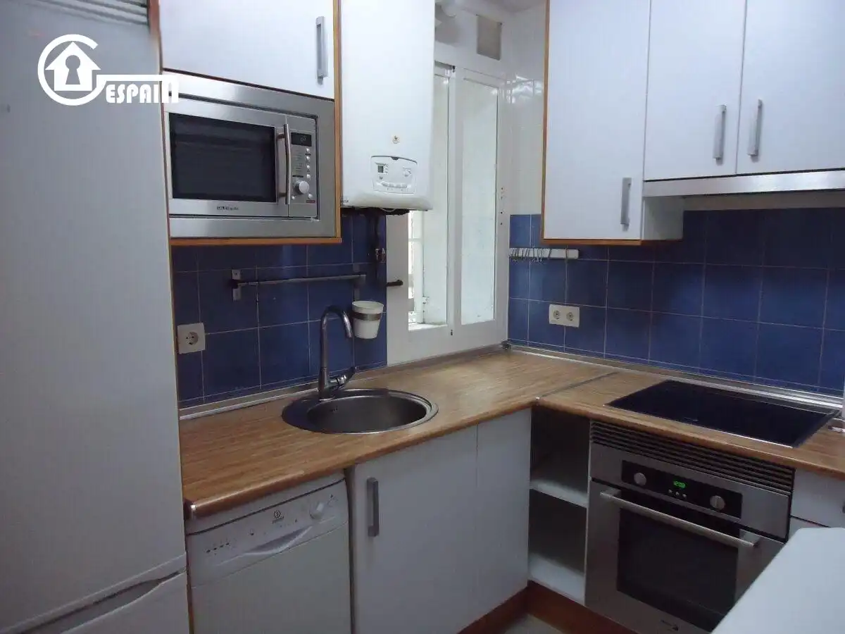 Kitchen of Flat for sale in Madrid  with Air Conditioner, Heating and Storage room