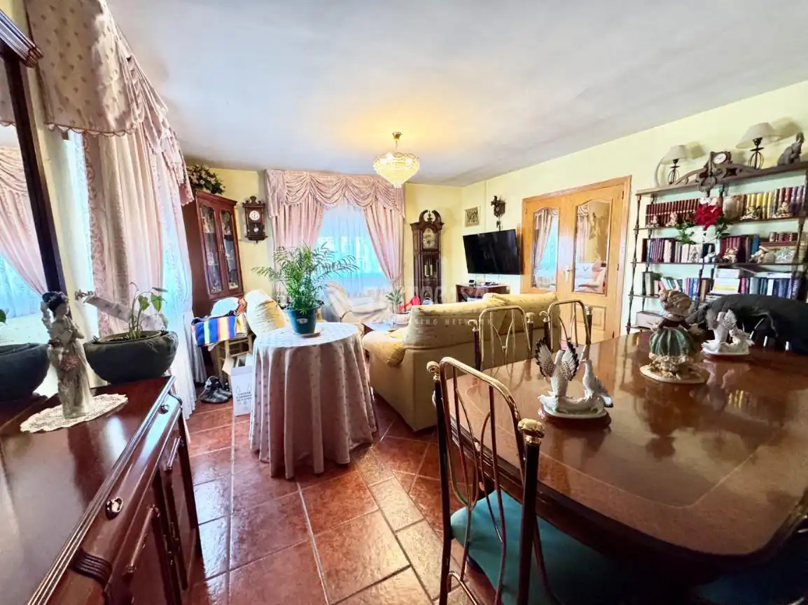 Esszimmer von Haus oder Chalet zum Verkauf in Valdeavero mit Heizung und Schwimmbad