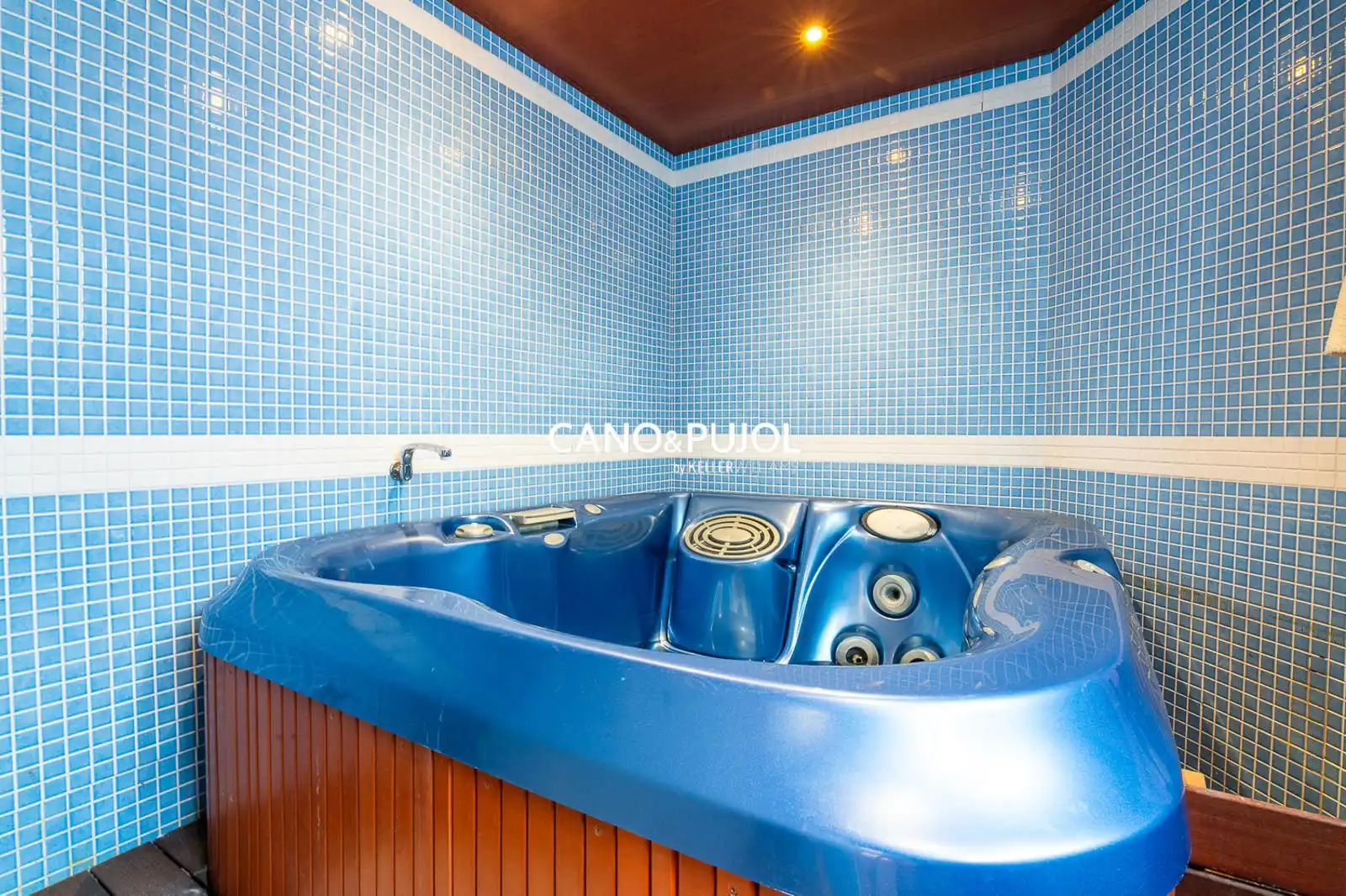 Piscina de Casa o chalet en venta en Terrassa con Aire acondicionado, Calefacción y Terraza