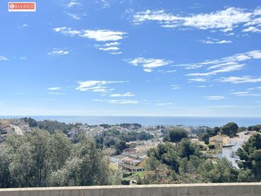 Wohnbaugrundstück zum Verkauf in Segur de Calafell