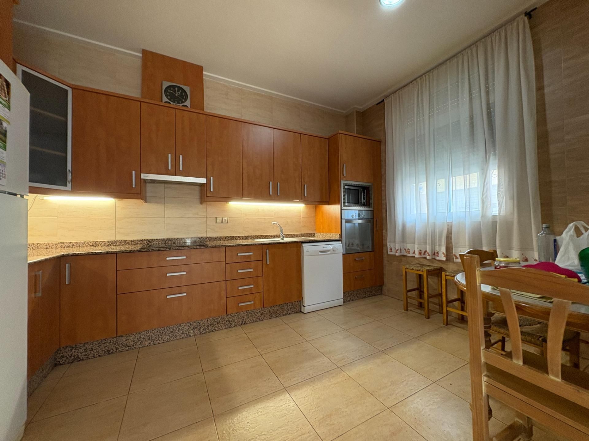 Cuina de Dúplex en venda en Elche / Elx amb Aire condicionat, Calefacció i Terrassa