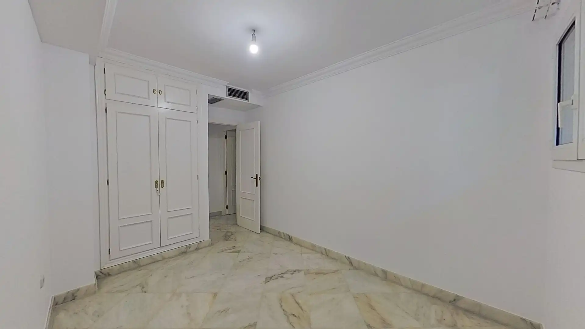 Habitación de Piso en venta en Málaga