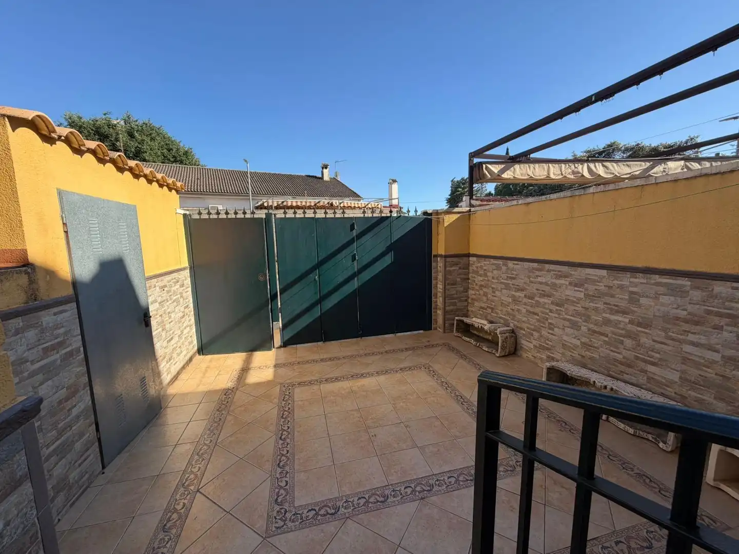 Terrace of Houses for sale in Córdoba  with Air Conditioner, Private garden and Balcony