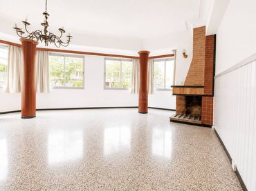 Wohnung mit Balkon zum Verkauf in Gran Via de Colom