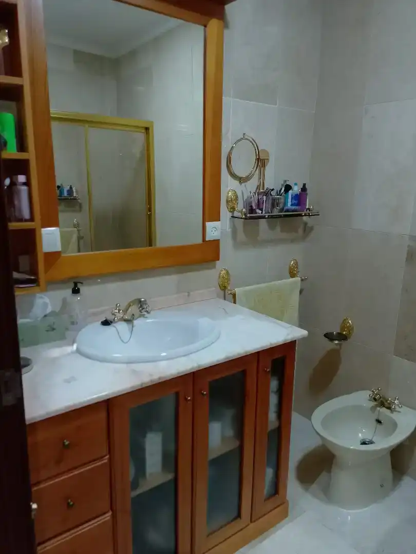 Baño de Piso en venta en Almadén con Aire acondicionado, Amueblado y Lavadora