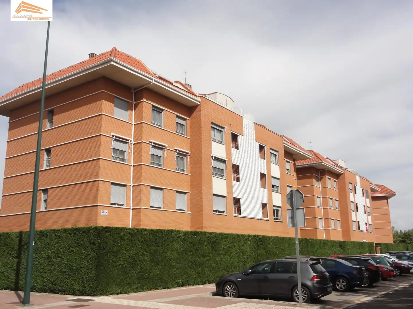 Außenansicht von Wohnung zum Verkauf in Valladolid Capital mit Heizung, Privatgarten und Abstellraum