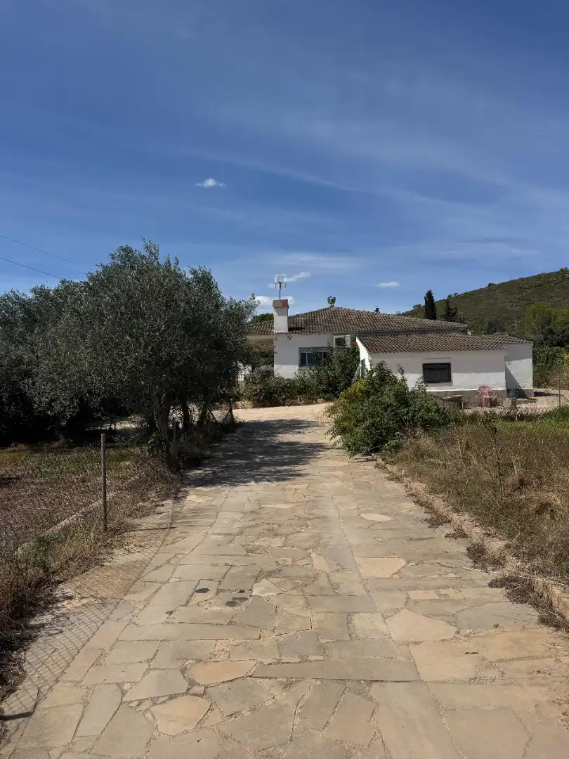 Vista exterior de Casa o chalet en venta en El Montmell con Jardín privado, Terraza y Amueblado