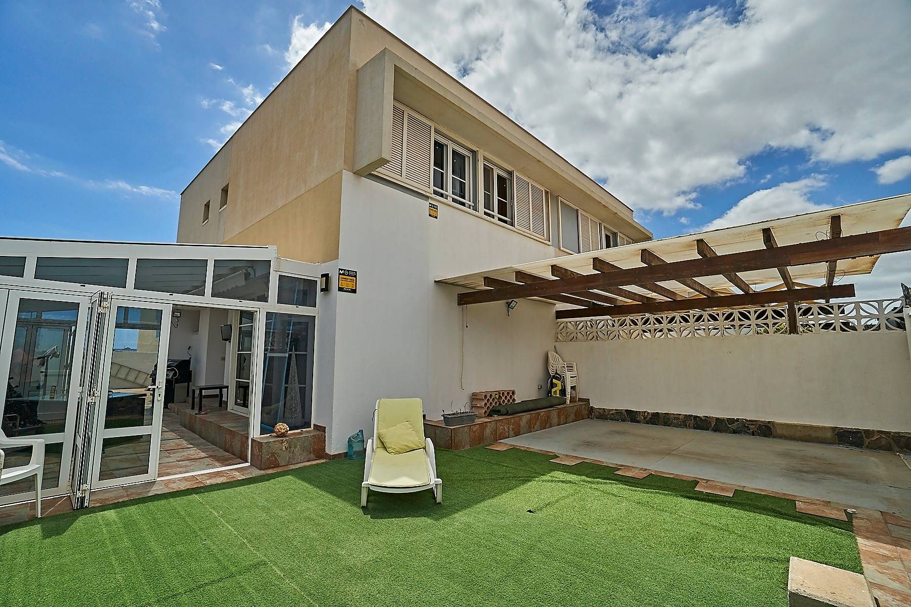 Vista exterior de Casa adosada en venta en Ingenio con Jardín privado, Terraza y Trastero