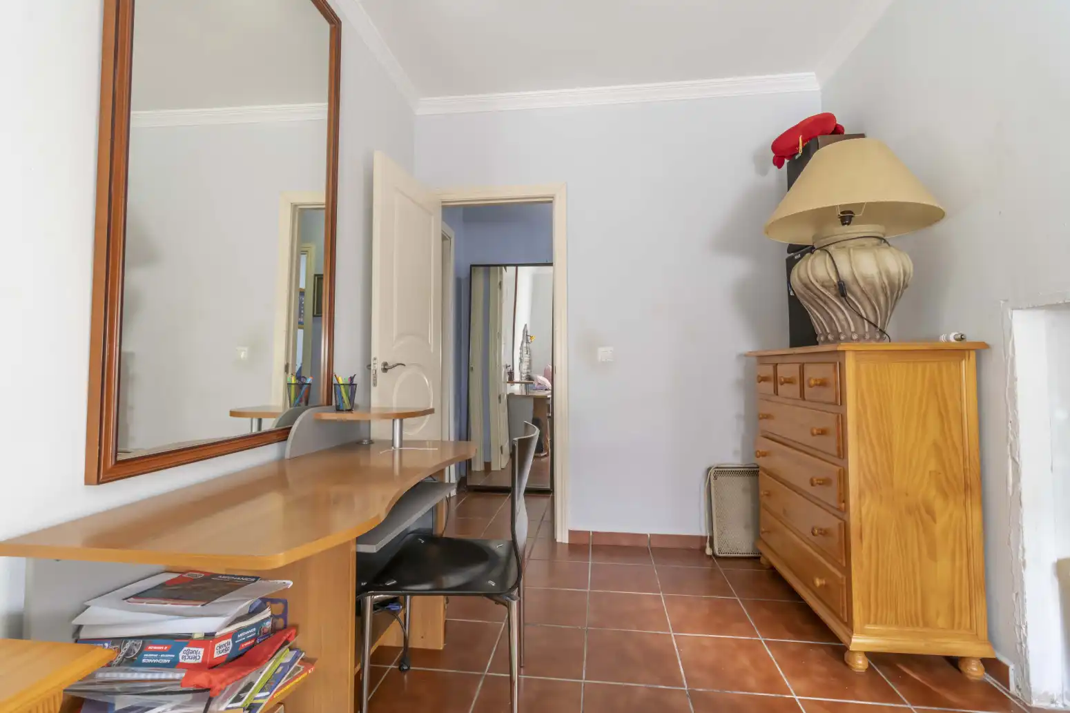 Dormitori de Casa o xalet en venda en Alcalá de Guadaira amb Aire condicionat, Terrassa i Piscina