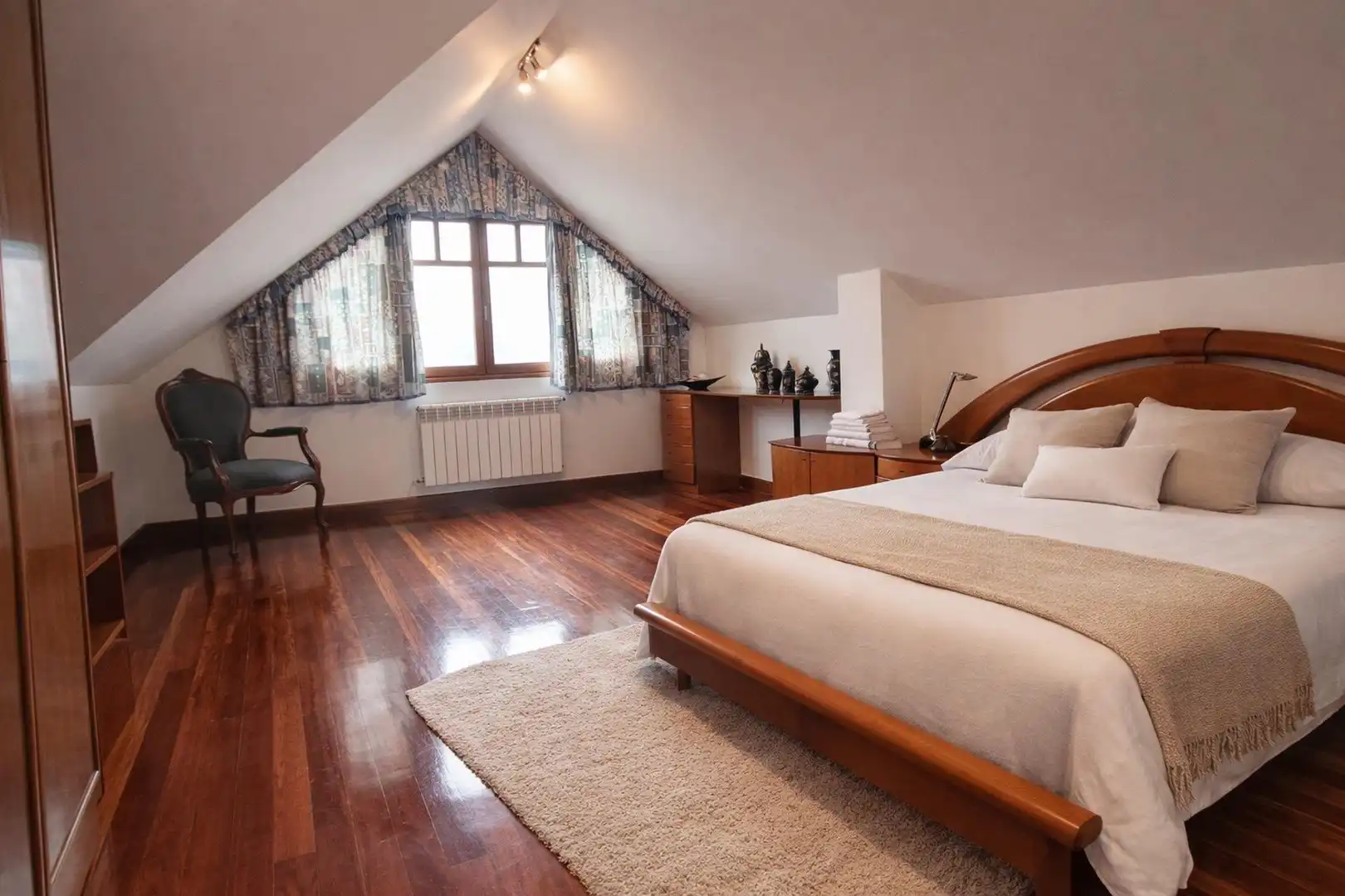 Bedroom of Houses for sale in Torrelavega   with Heating, Private garden and Terrace