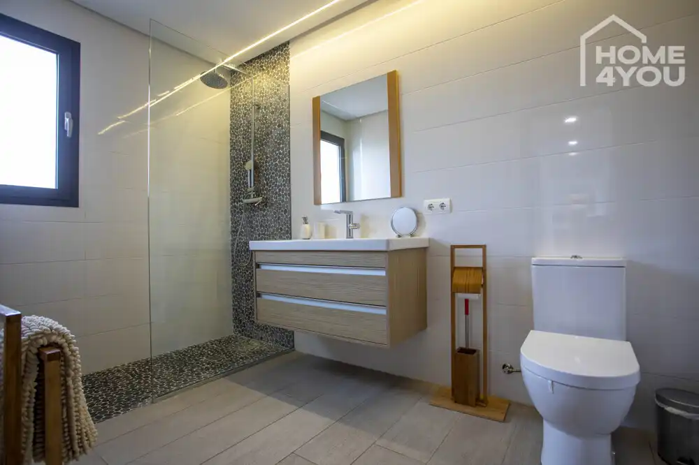 Bathroom of Houses for sale in Sa Pobla  with Air Conditioner, Heating and Terrace