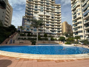 Bajo con piscina en venta en La Cala de Villajoyosa