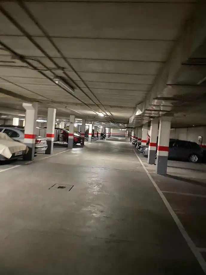 Parcheggio in affitto a Villa de Prado, imagen 3