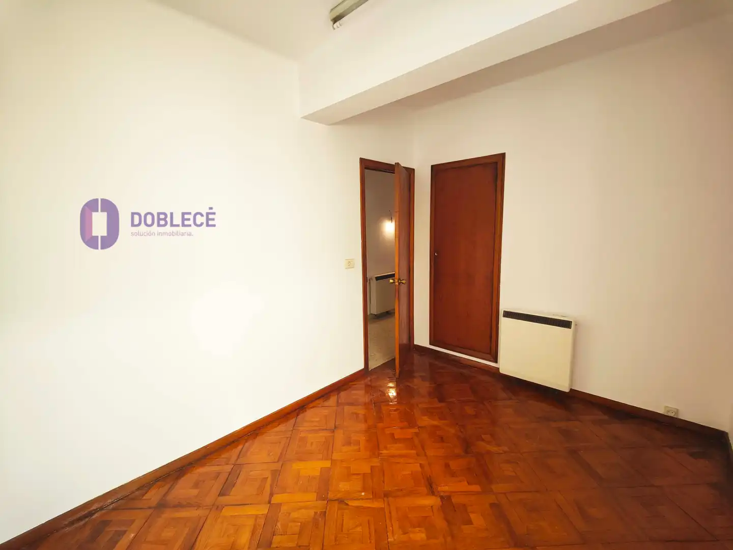 Piso en venta en Vigo  con Calefacción, Parquet y Internet