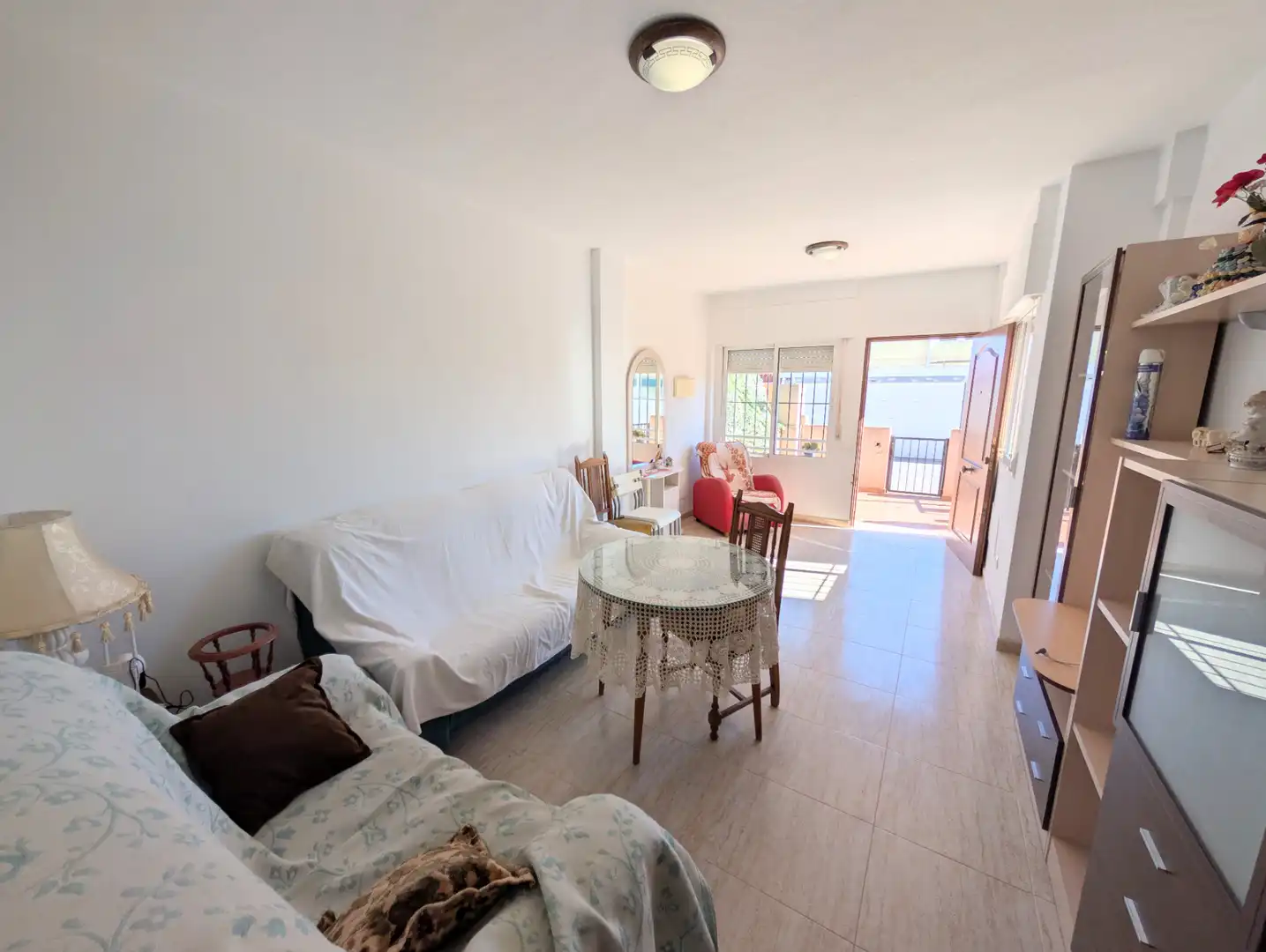 Sala de estar de Casa adosada en venta en Cartagena con Jardín privado, Terraza y Amueblado