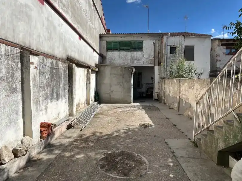 Vista exterior de Casa adosada en venda en Viana de Cega