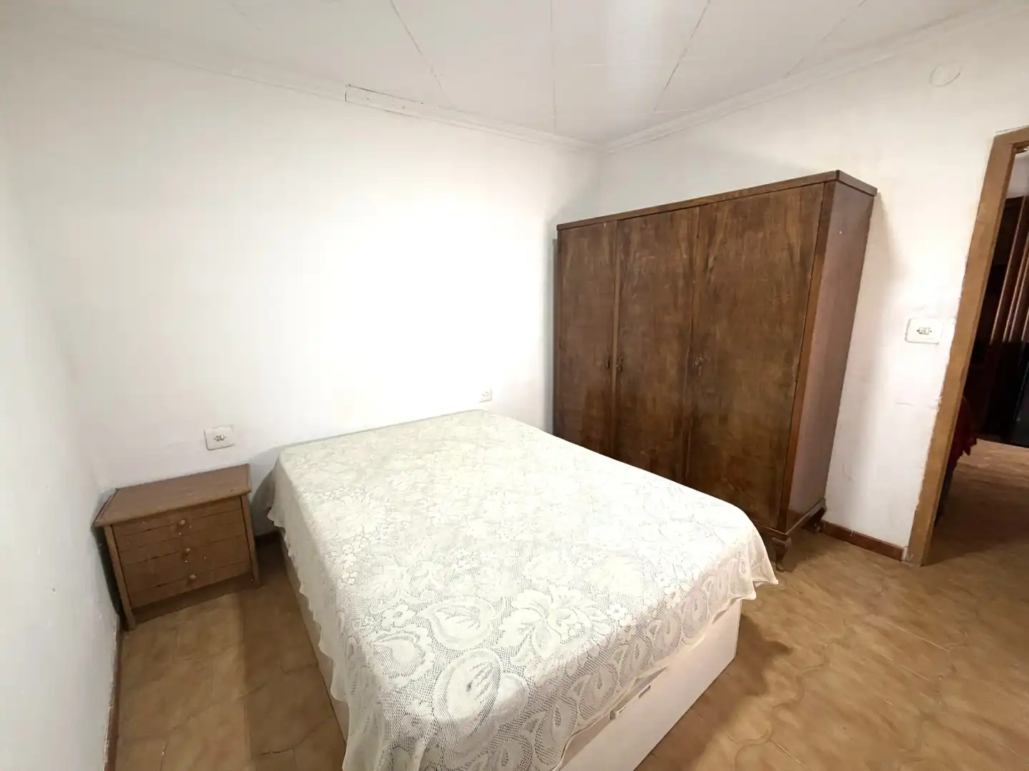 Dormitori de Casa adosada en venda en Montgai amb Calefacció, Terrassa i Traster