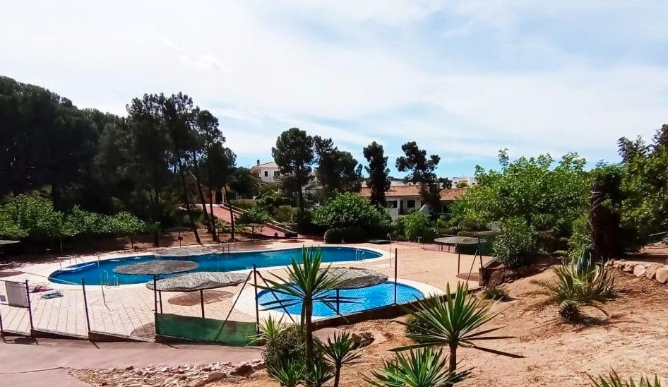 Piscina de Casa o xalet en venda en  Córdoba Capital amb Aire condicionat, Jardí privat i Terrassa