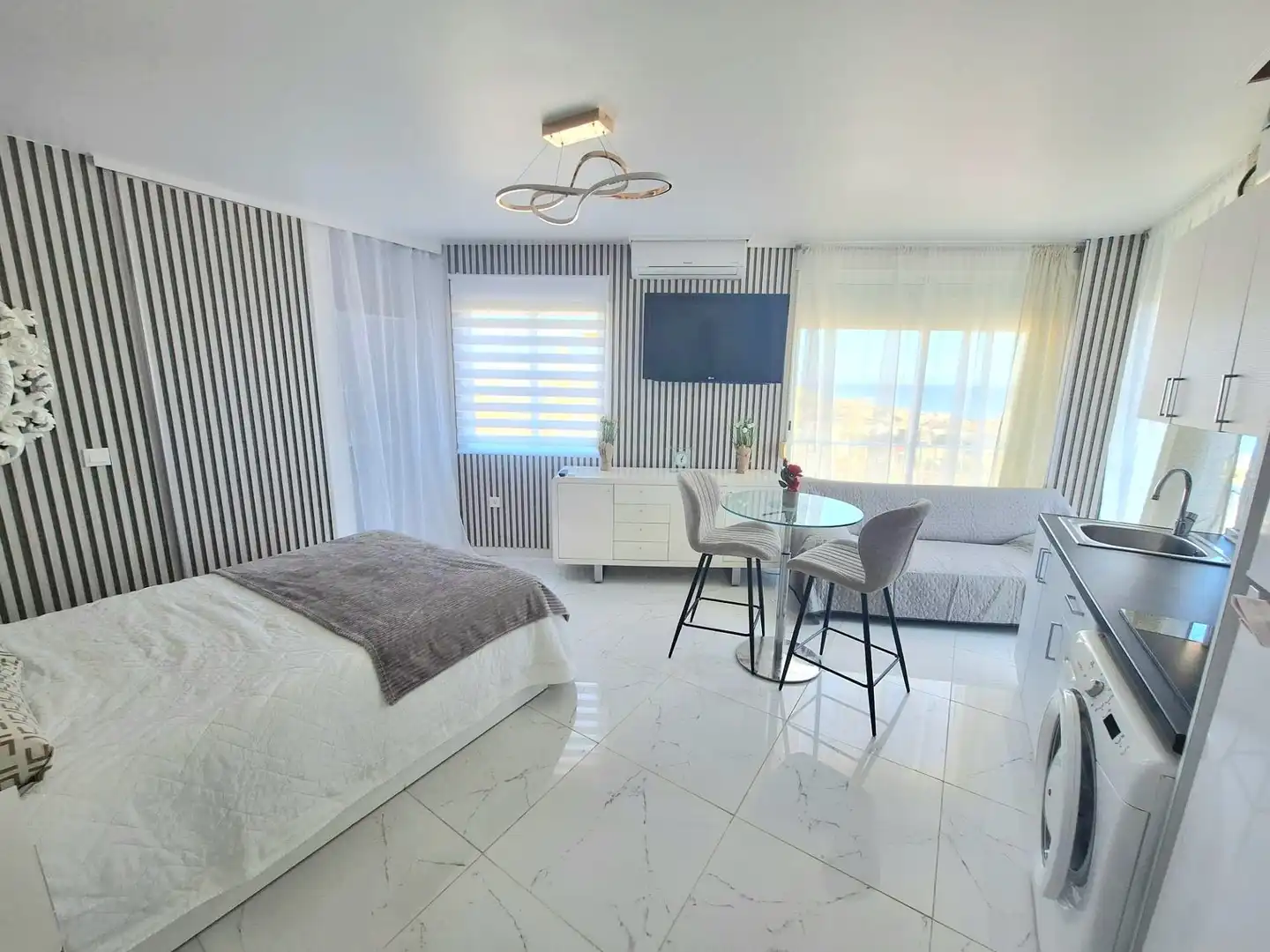 Schlafzimmer von Wohnung zum Verkauf in Torrevieja mit Klimaanlage und Möbliert