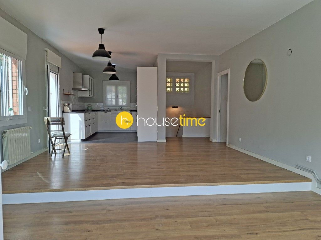 Sala d'estar de Casa o xalet en venda en Alella