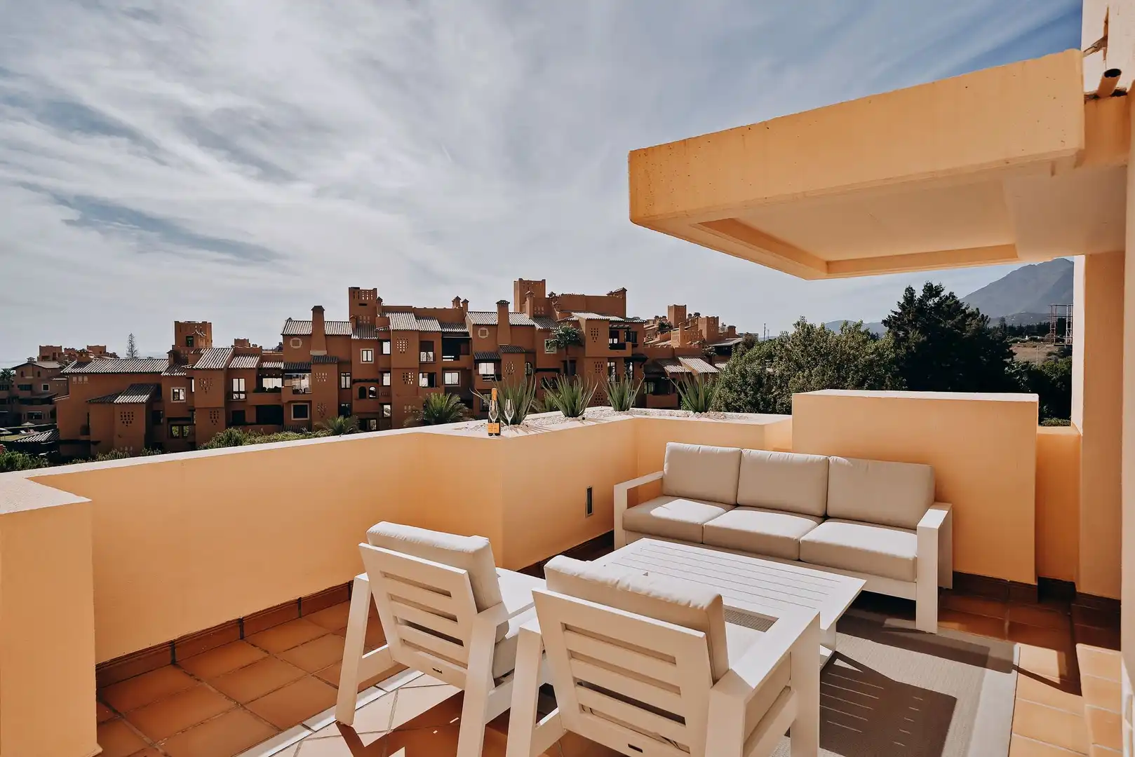 Terrassa de Àtic de lloguer en Estepona amb Terrassa