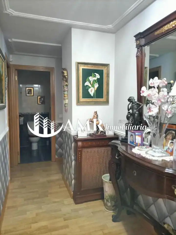 Piso en venta en Parla con Calefacción, Trastero y Amueblado