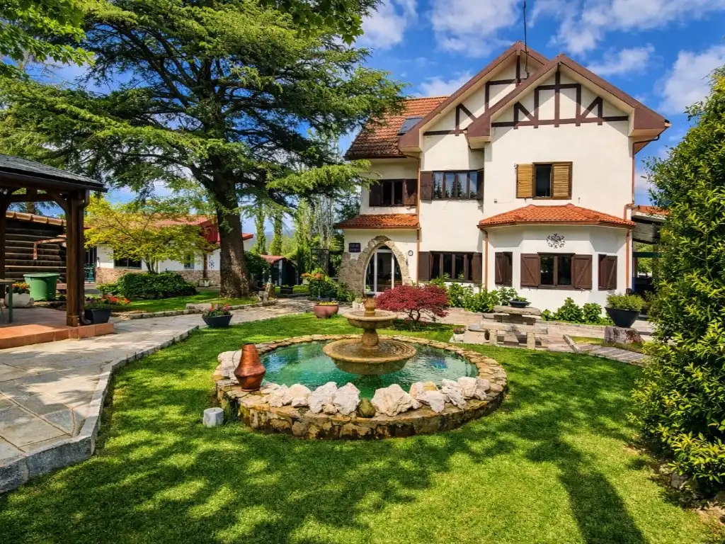 Exterior view of Houses for sale in Cercedilla  with Private garden, Terrace and Storage room