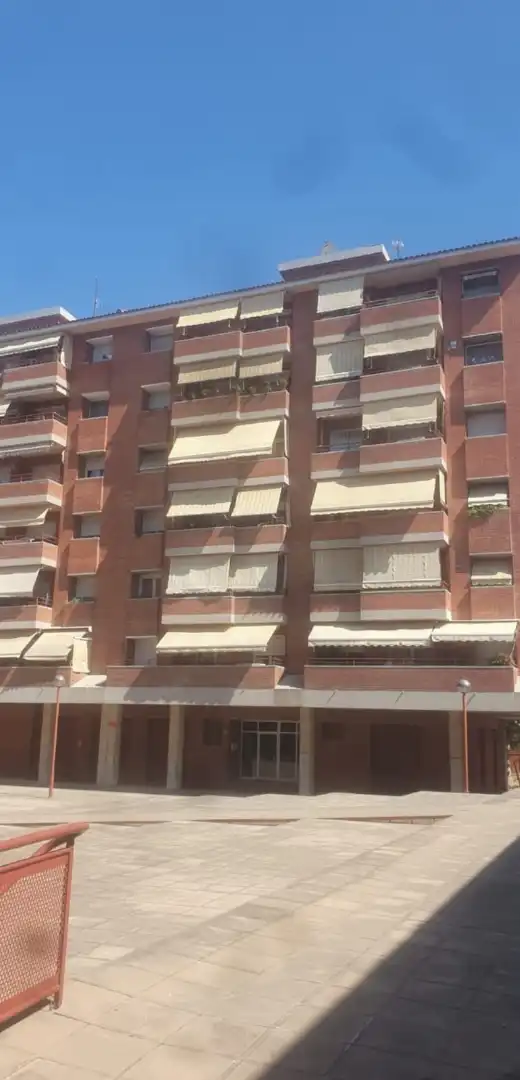 Vista exterior de Pis en venda en Sant Andreu de la Barca