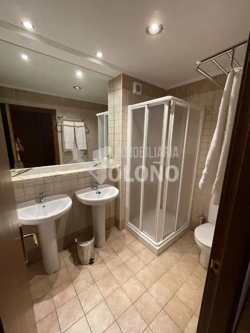 Baño de Edificio en venta en Castañares de Rioja