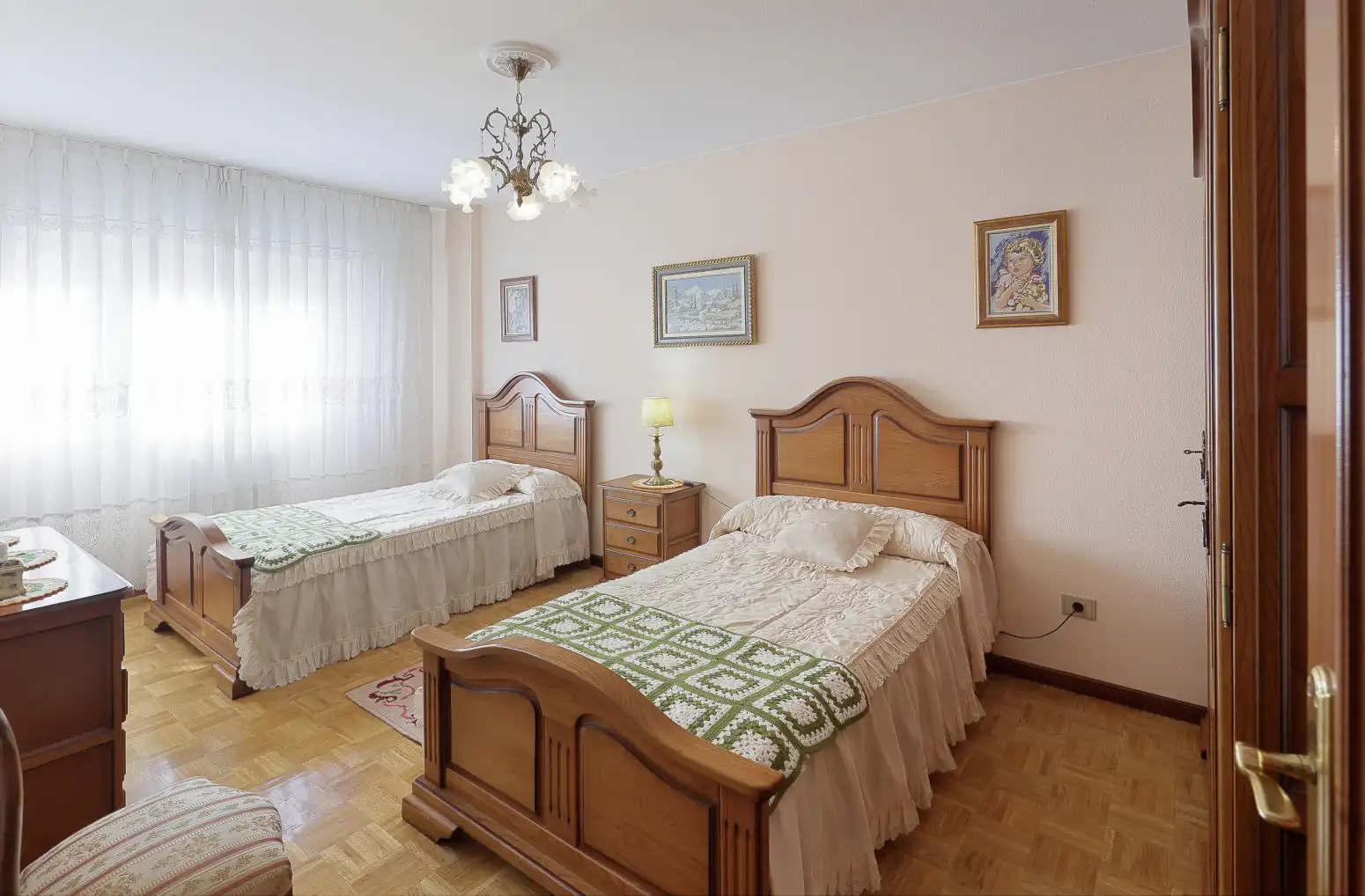 Bedroom of Flat for sale in Gijón   with Heating, Parquet flooring and Storage room
