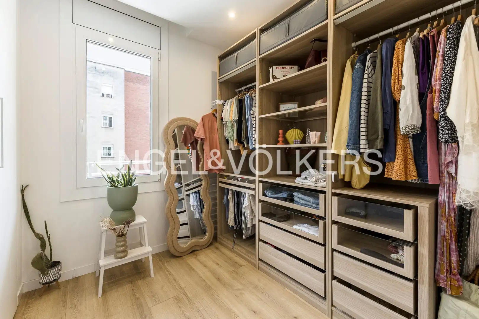 Schlafzimmer von Wohnung zum Verkauf in Barcelona mit Klimaanlage, Heizung und Parkett