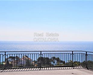 Exterior view of House or chalet for sale in Lloret de Mar  with Terrace, Swimming Pool and Balcony