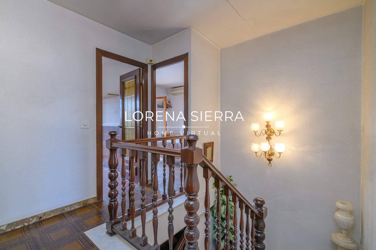 Casa o chalet en venta en Viladecans con Jardín privado, Terraza y Trastero