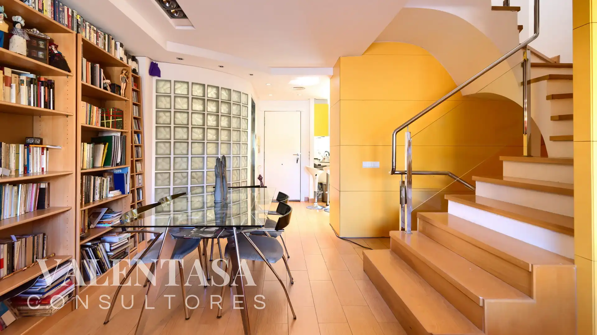 Detached homes for sale in Chiva  with Air Conditioner, Private garden and Terrace