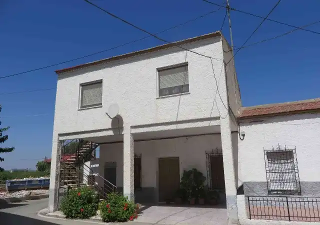 Piso en venta en El Raal