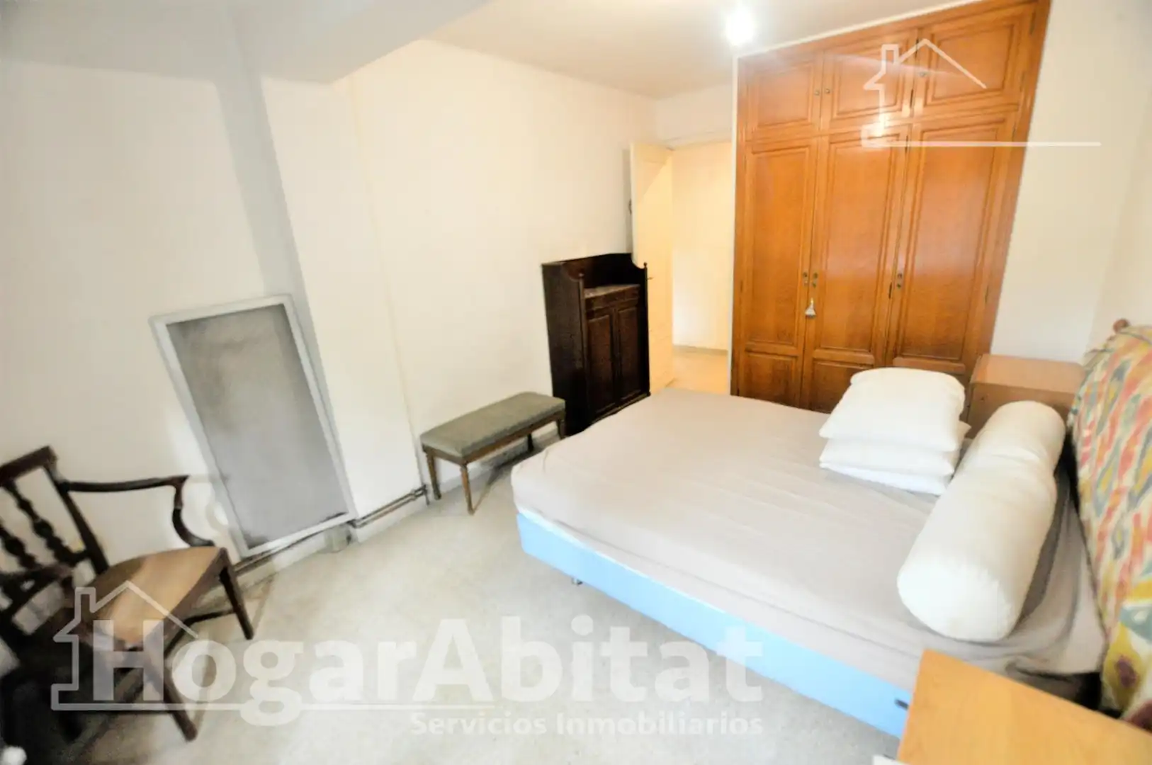 Bedroom of Flat for sale in Valencia  with Heating and Balcony