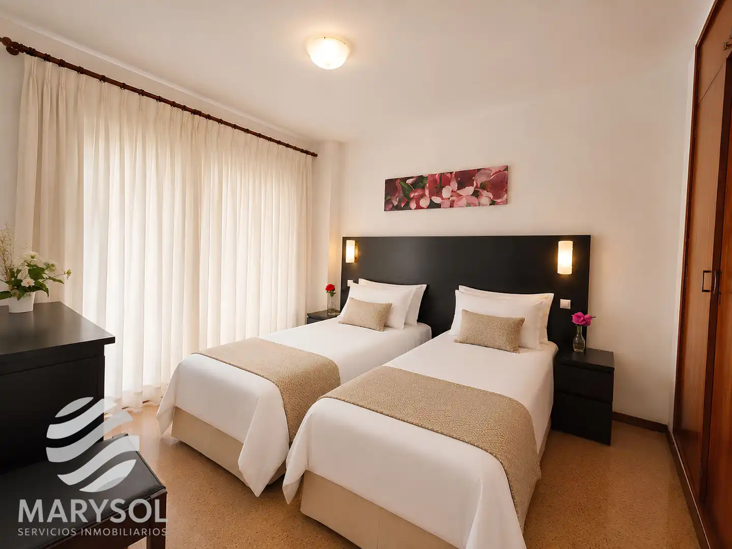 Dormitori de Apartament en venda en San Bartolomé de Tirajana amb Terrassa, Moblat i TV