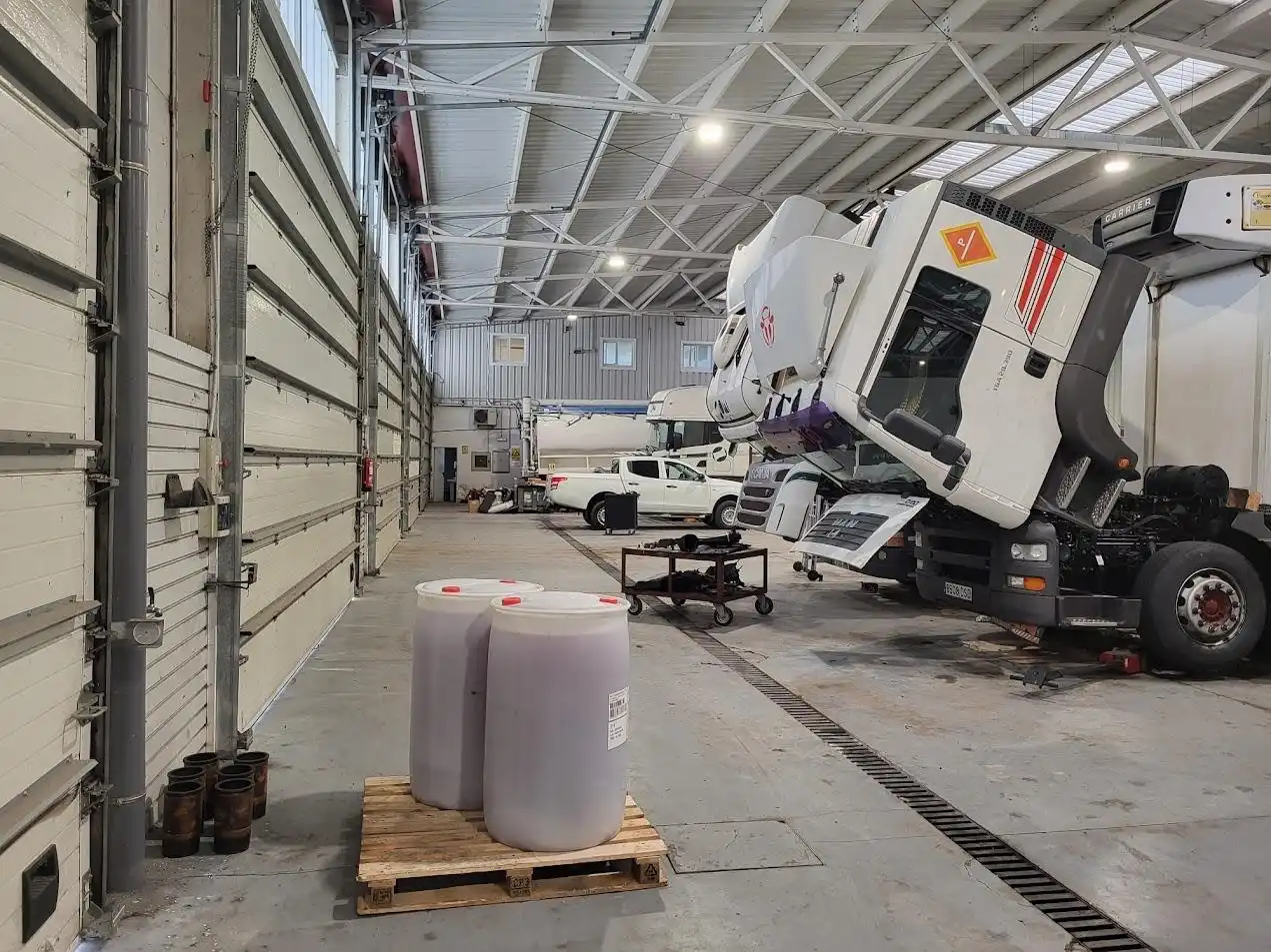 Nau industrial en venda a Trobajo del Camino, imagen 4