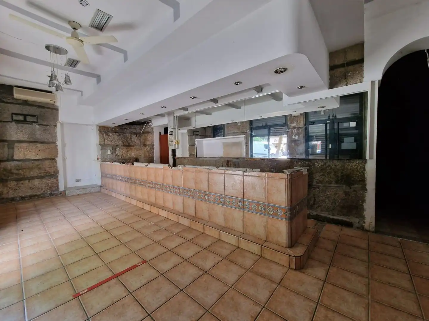 Commercial properties for sale in ERVEDELO, 83, Vistahermosa