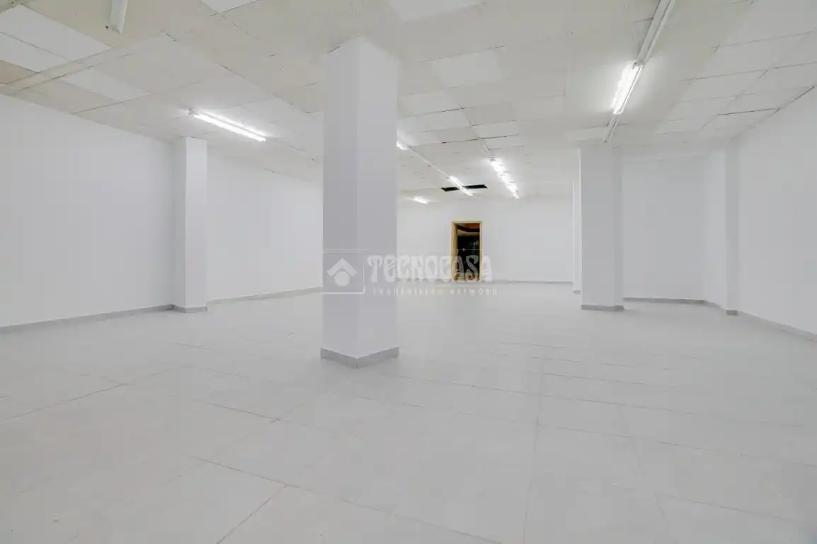 Business premises for sale in Centre, imagen 10