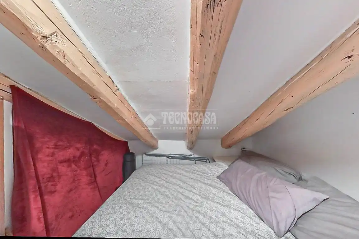 Habitación de Ático en venta en Madrid