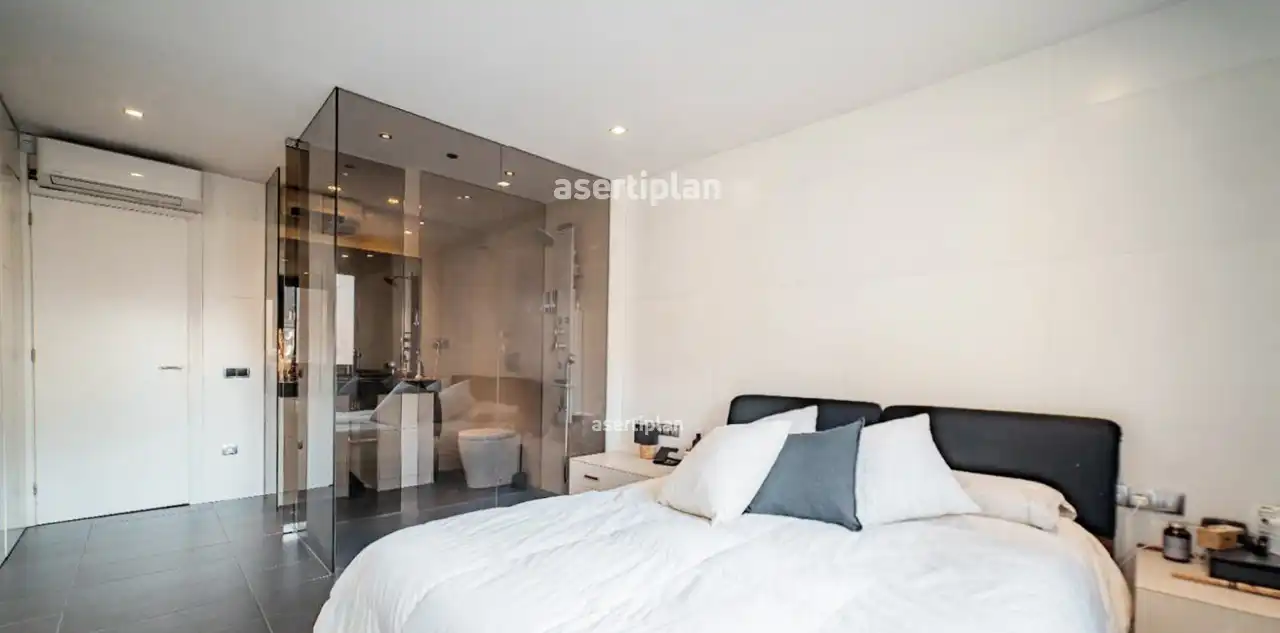 Schlafzimmer von Maisonette zum Verkauf in Mataró mit Klimaanlage, Heizung und Terrasse