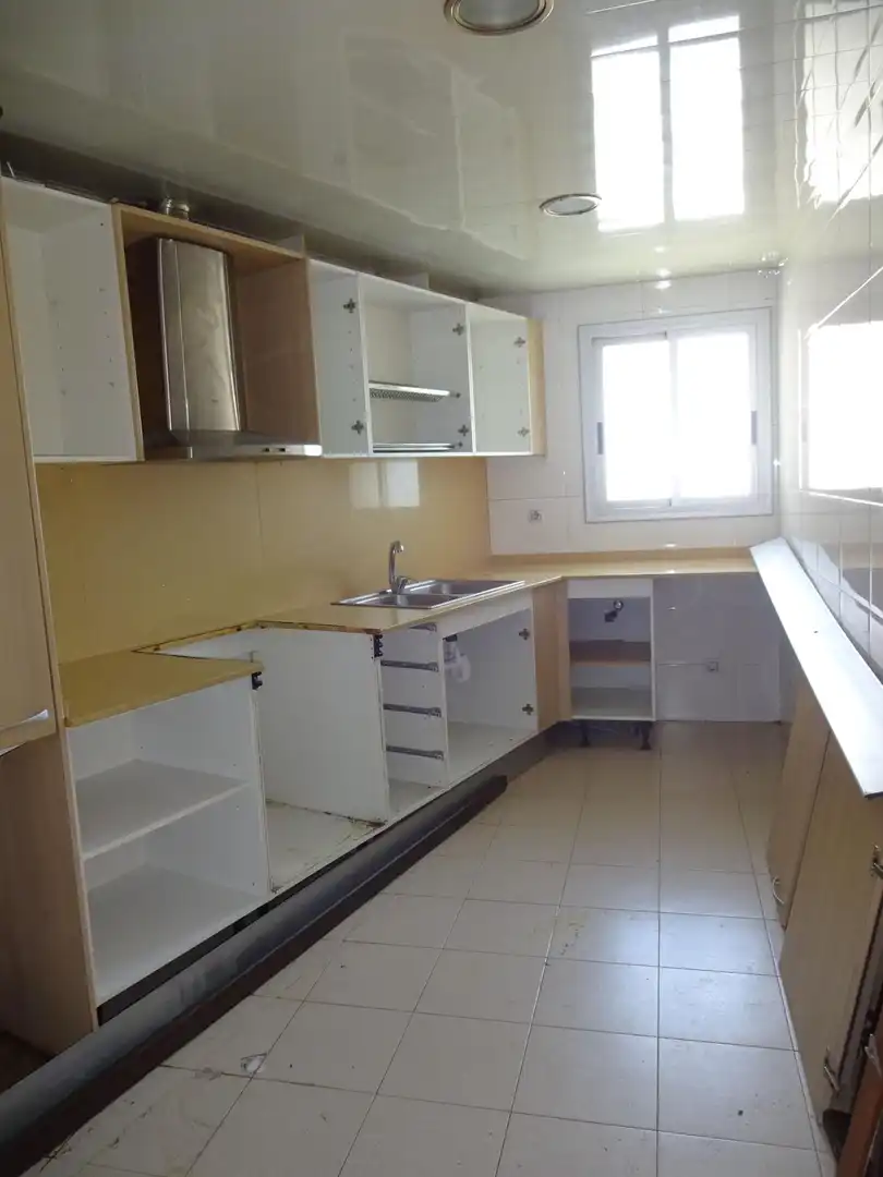 Cocina de Piso en venta en Mataró con Aire acondicionado, Calefacción y Piscina comunitaria