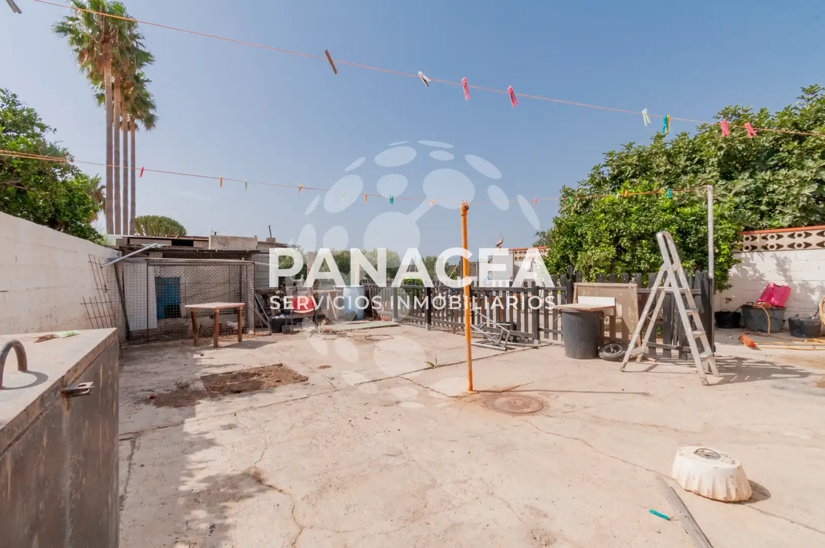 Terrassa de Casa o xalet en venda en Pechina amb Jardí privat, Piscina i Moblat