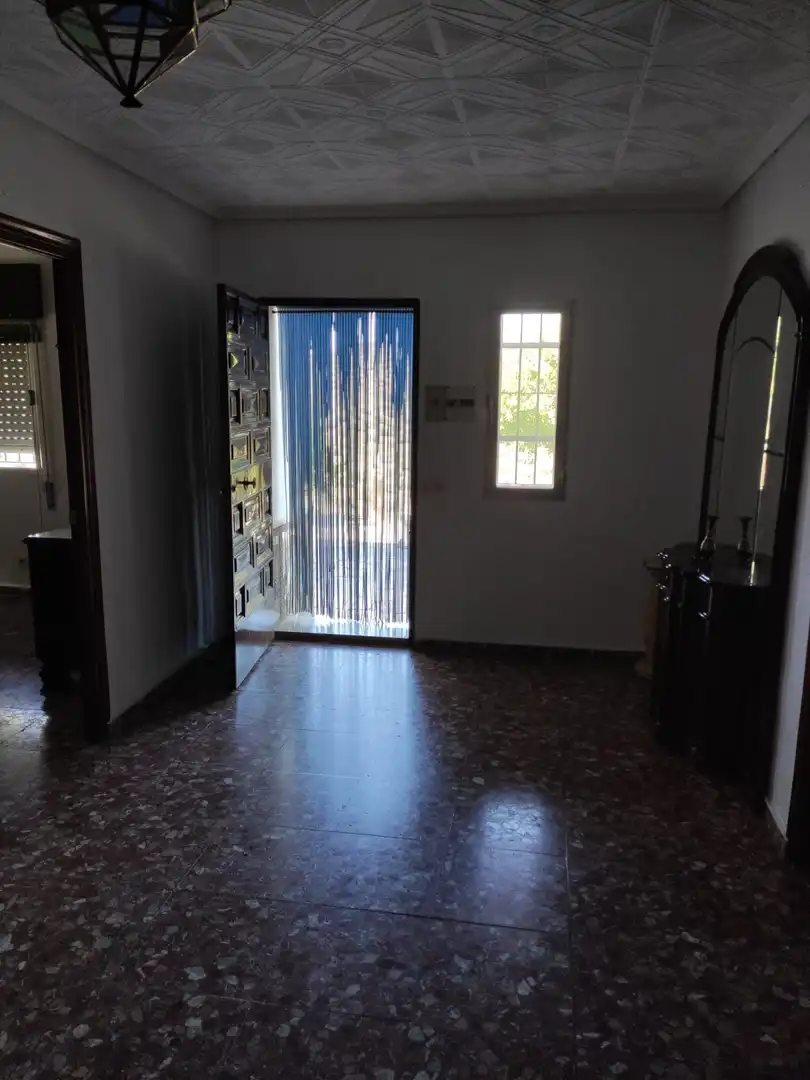 Casa rústica amb piscina en venda a Andújar, imagen 2